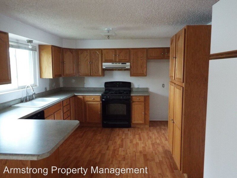 Beautiful 4-Bed, 3-Bath Orem Home with Spacious Yards & Decks property image