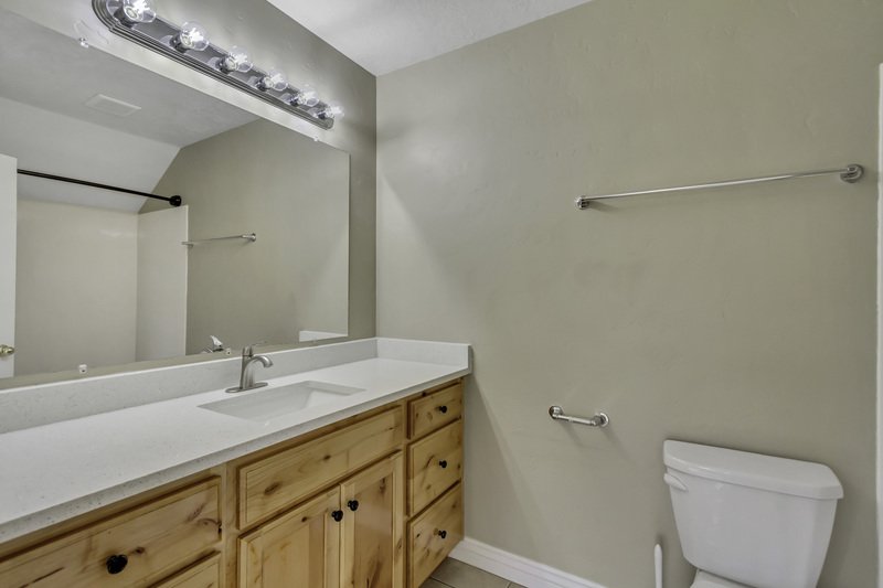 Beautiful, Spacious 4-Bed Single-Family Home in Santaquin! property image