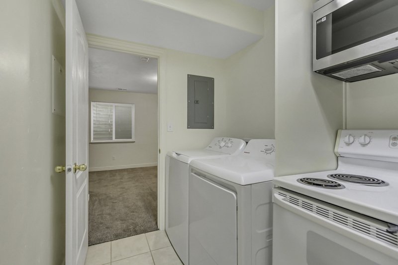Beautiful, Spacious 4-Bed Single-Family Home in Santaquin! property image