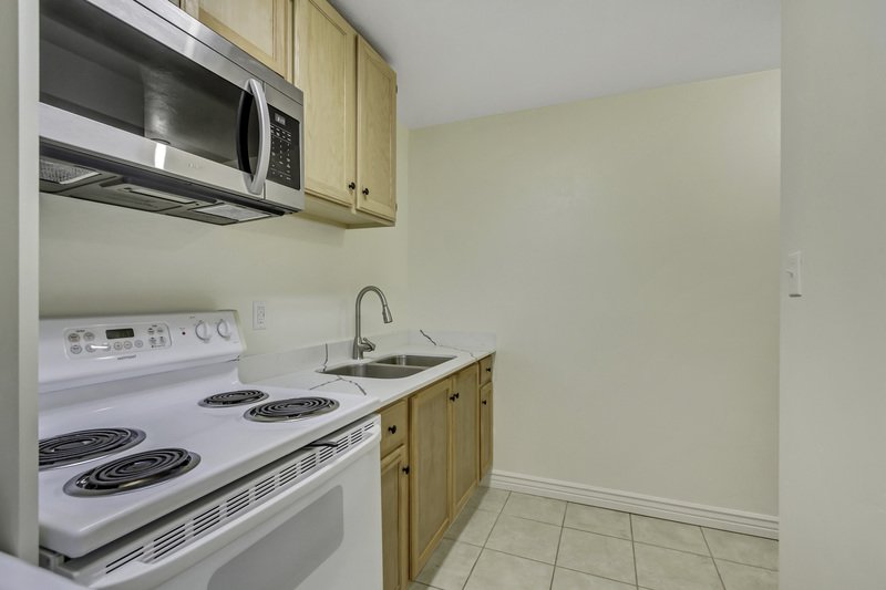 Beautiful, Spacious 4-Bed Single-Family Home in Santaquin! property image