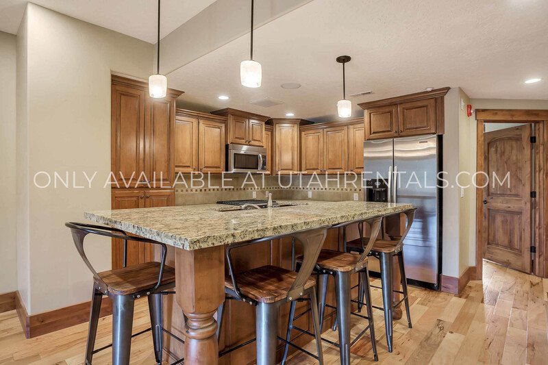 Beautifully Upgraded 3-Bed, 3-Bath Townhome at Park's Edge property image
