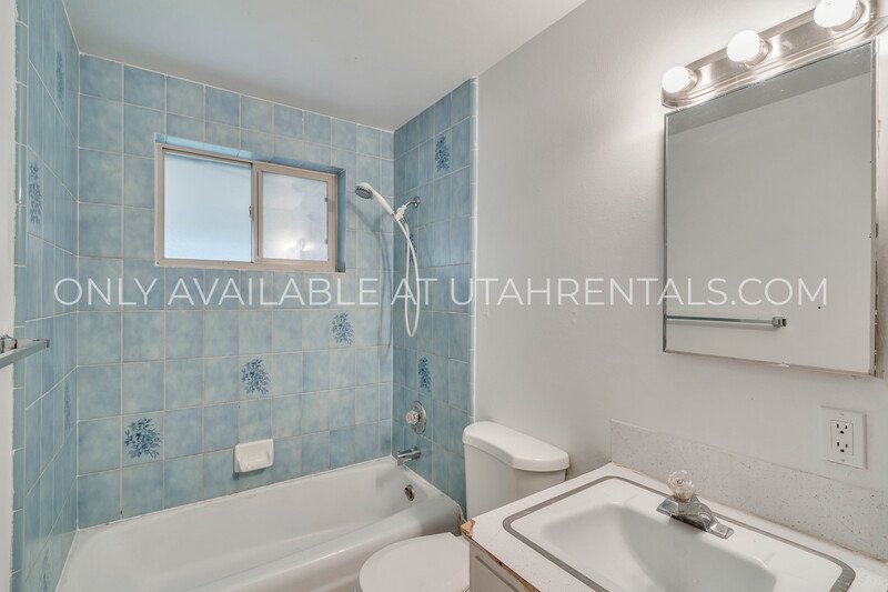 Beautiful Views & Easy Commuting – Minutes from Downtown Provo! property image