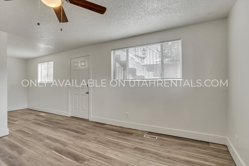 Beautiful 2 bed multiplex apartment property image
