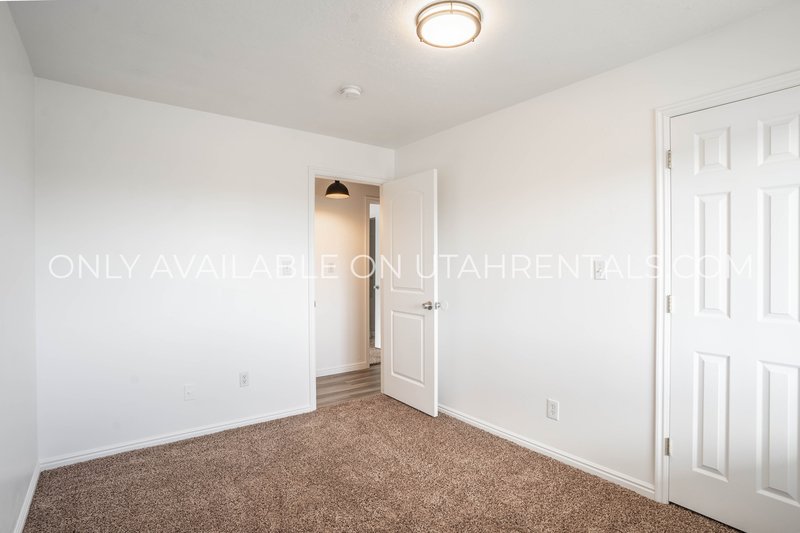 Charming & Spacious 3-Bed, 2-Bath Condo in Provo! property image
