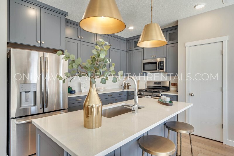 Stunning, Brand New 5-Bed Luxury Home – Open Concept Living! property image