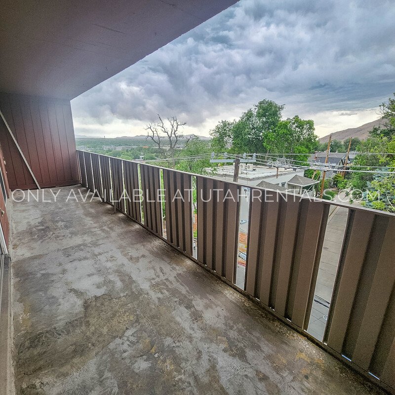 Spacious 1 Bed Apartment in Salt Lake property image