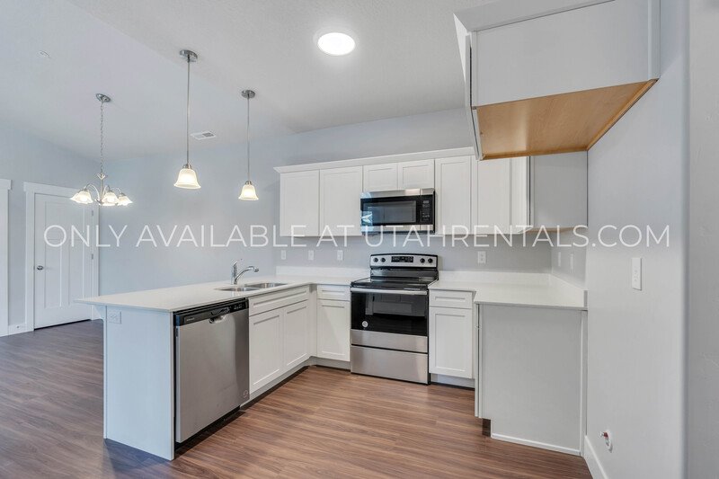 Amazing Riverton Condo property image