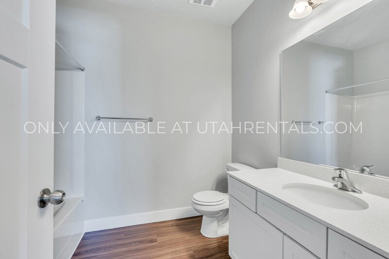 Amazing Riverton Condo property image