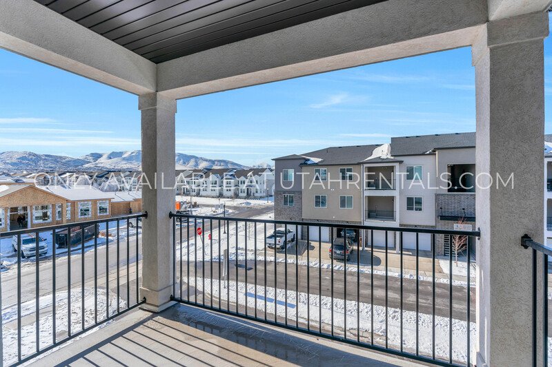 Amazing Riverton Condo property image