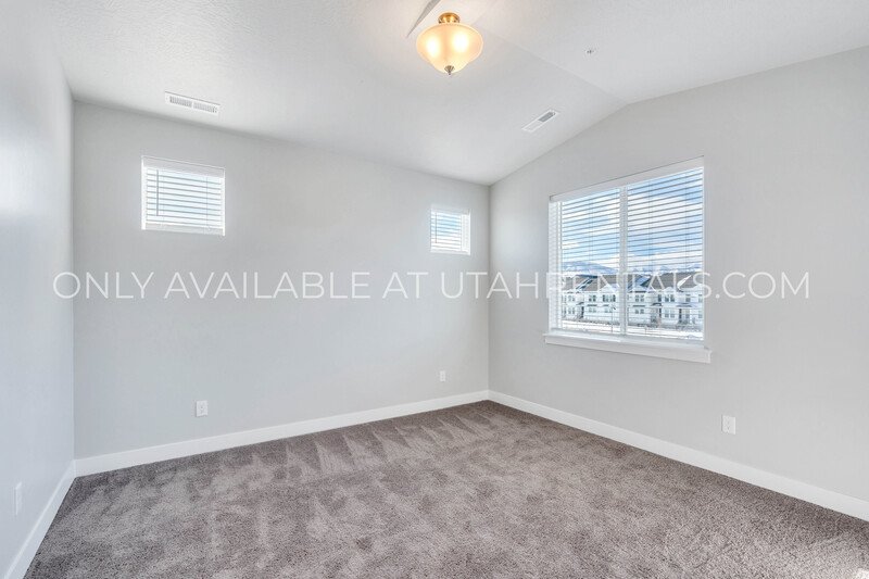 Amazing Riverton Condo property image