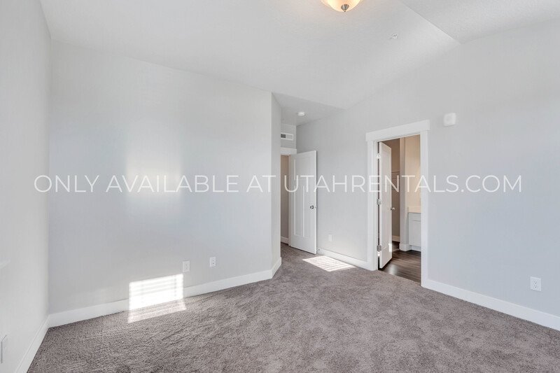 Amazing Riverton Condo property image