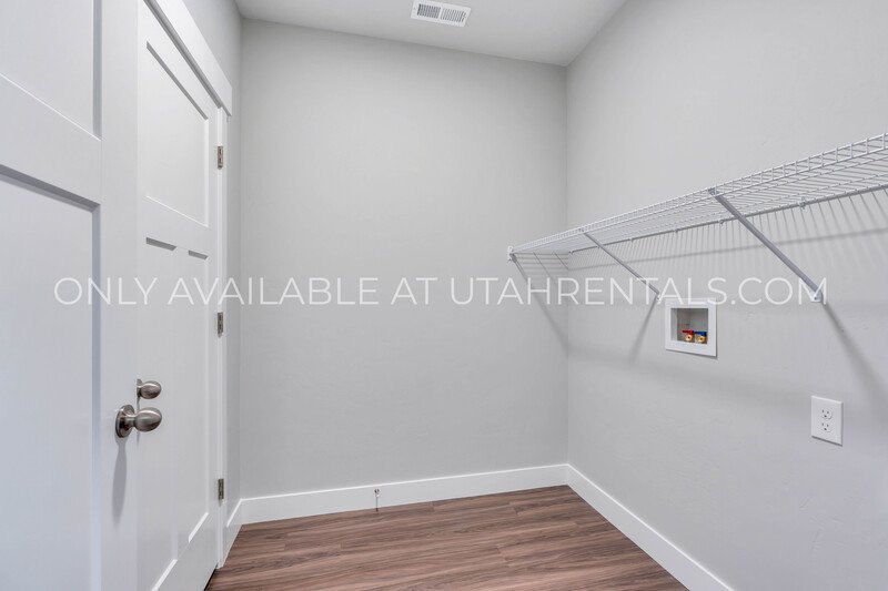Amazing Riverton Condo property image