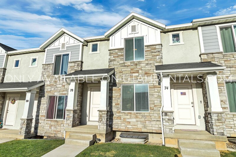 Amazing Townhome For Rent property image