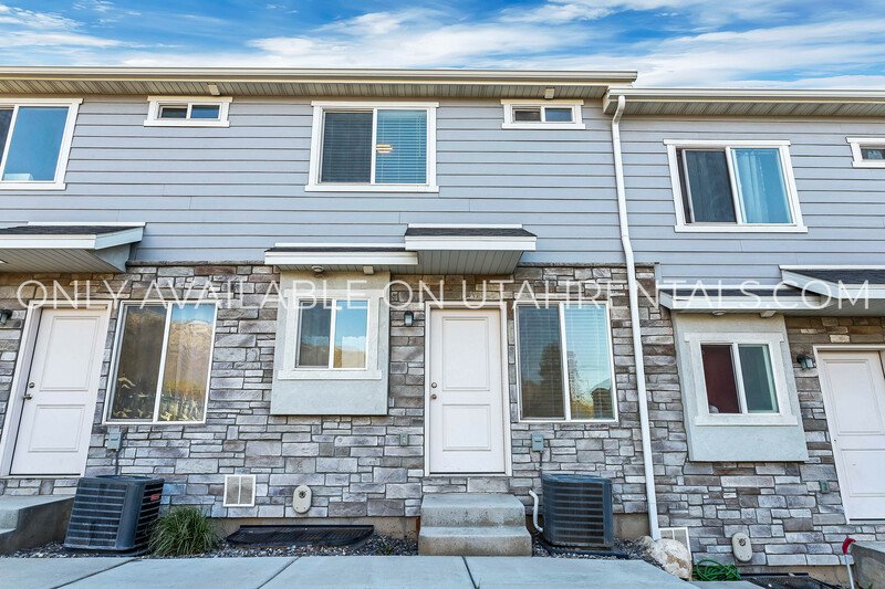 Amazing Townhome For Rent property image