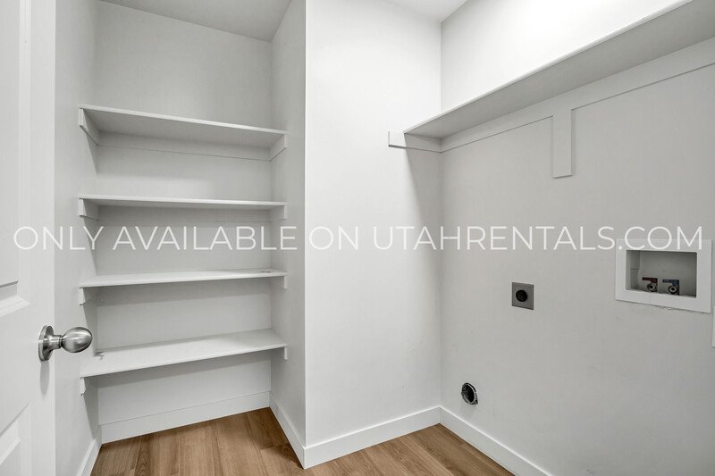 Amazing Townhome For Rent property image