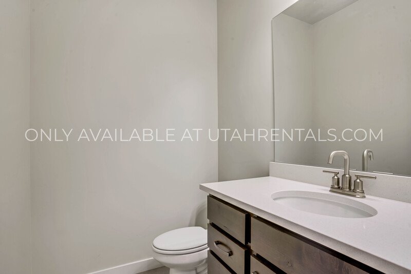 Beautiful New Townhome in Lehi property image