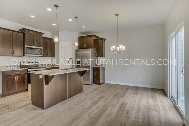 Beautiful New Townhome in Lehi property image