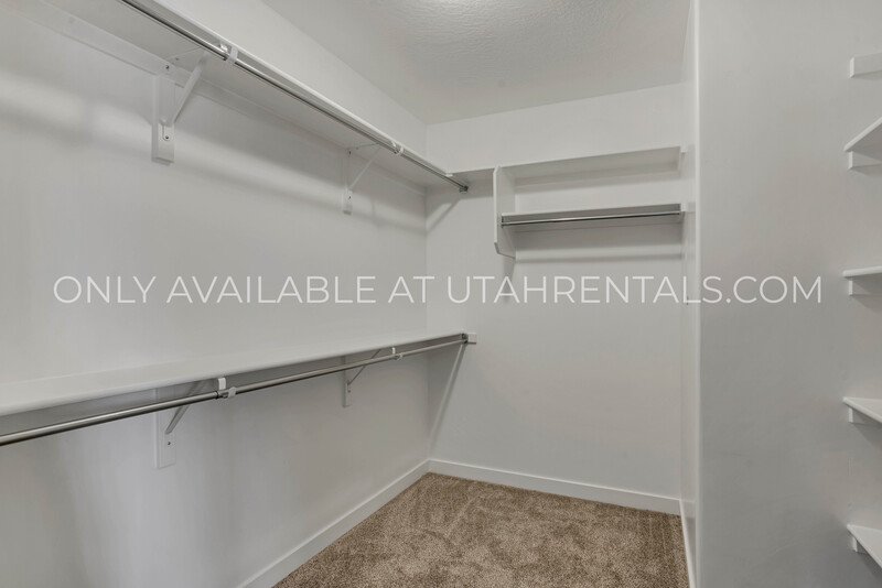 Beautiful New Townhome in Lehi property image