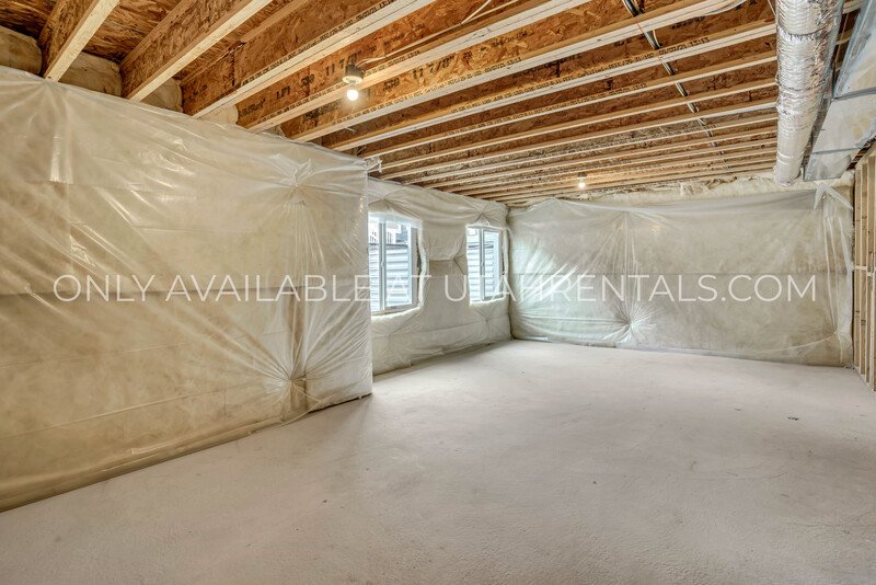 Beautiful New Townhome in Lehi property image