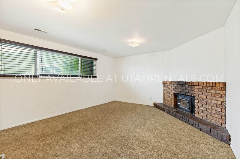Beautiful 4-Bed, 3-Bath Orem Home with Spacious Yards & Decks property image