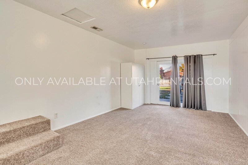 Huge 7-Bedroom Remodeled Orem Home property image