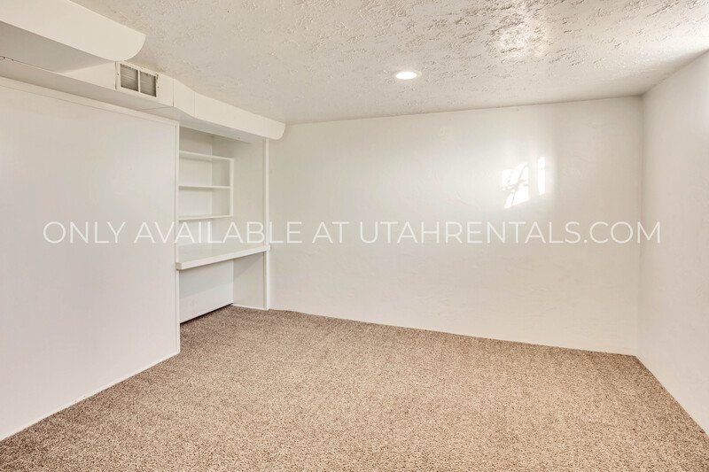 Huge 7-Bedroom Remodeled Orem Home property image