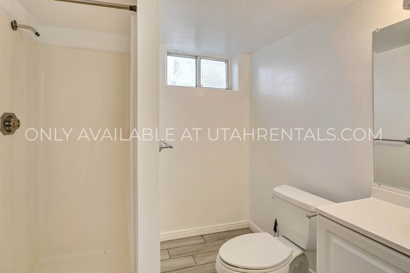 Huge 7-Bedroom Remodeled Orem Home property image