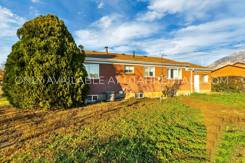 Huge 7-Bedroom Remodeled Orem Home property image