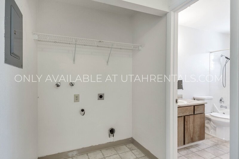 Charming & Spacious 3-Bedroom Apartment in the Heart of Pleasant Grove! property image