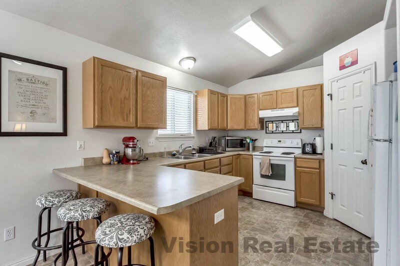 Beautiful Home in the Pioneer Community property image