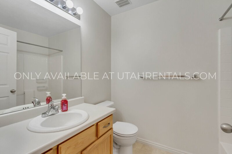Beautiful Townhouse in Provo! property image