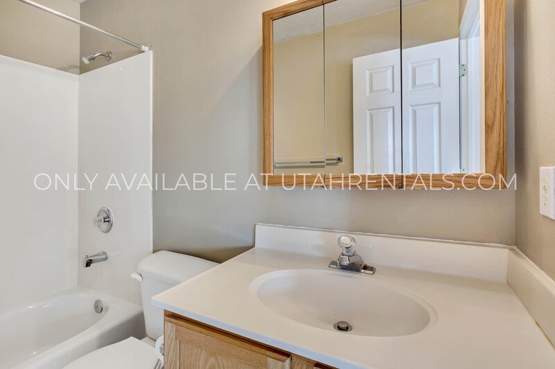 Deer Haven 4 Bed 3.5 Bath Townhome property image