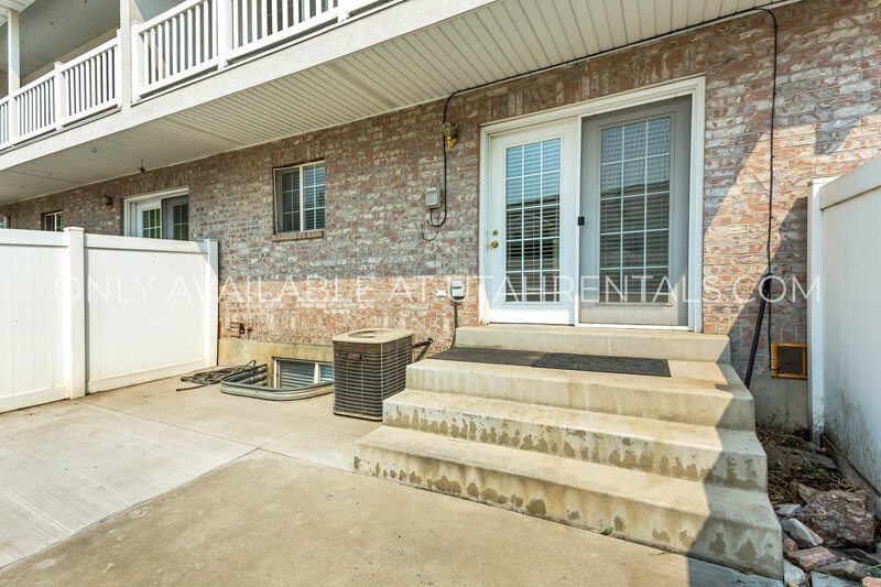 Deer Haven 4 Bed 3.5 Bath Townhome property image