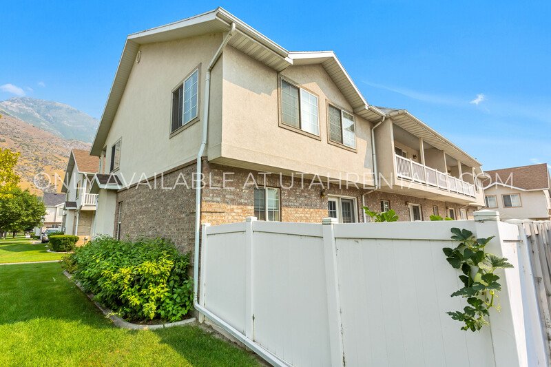 Deer Haven 4 Bed 3.5 Bath Townhome property image
