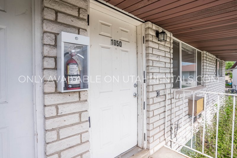 Beautiful & Bright 2-Bedroom Apartment in Unbeatable Orem Location property image