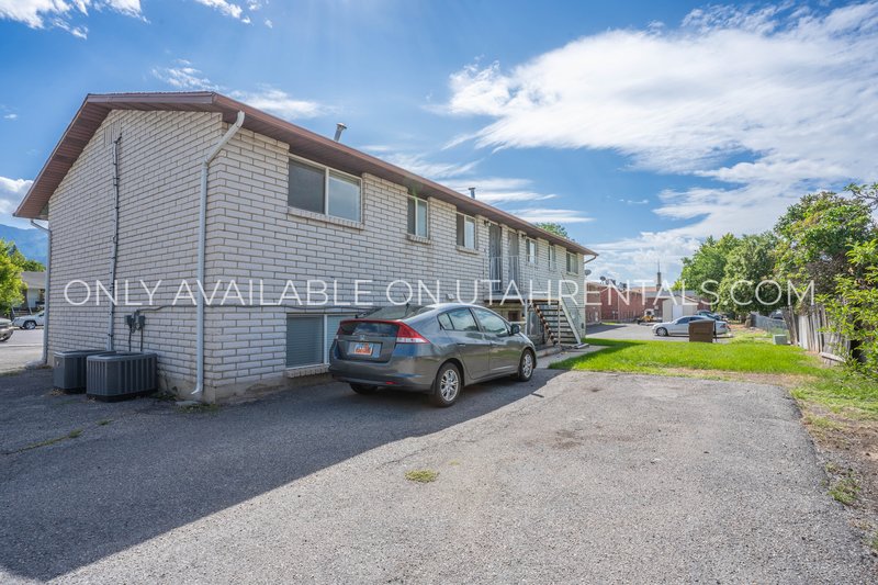 Beautiful & Bright 2-Bedroom Apartment in Unbeatable Orem Location property image