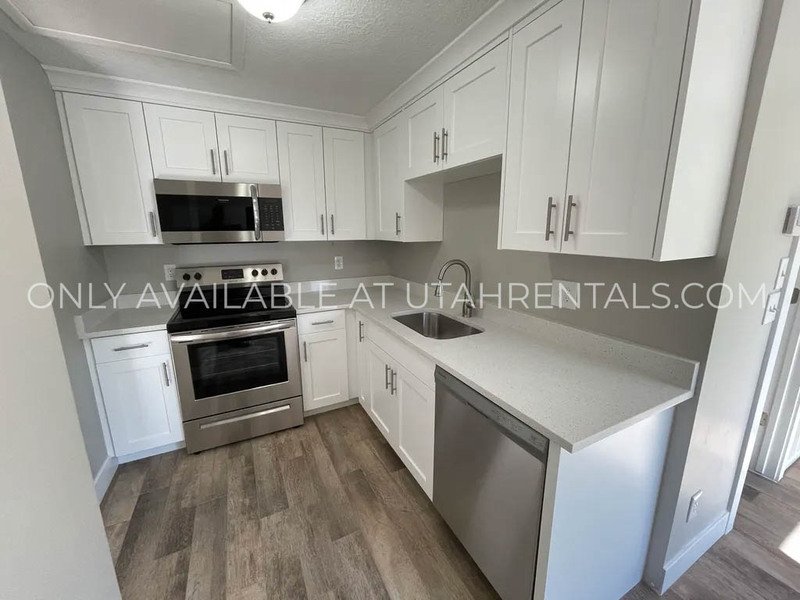 Cute 2-Bed Apartment Near Peace Gardens property image