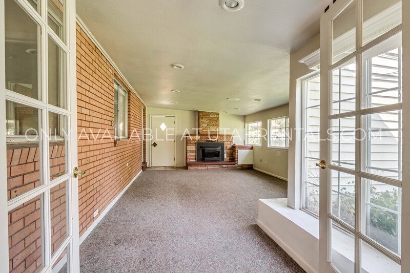 Charming 2-Bed, 2-Bath Home in Desirable Edgemont Location! property image