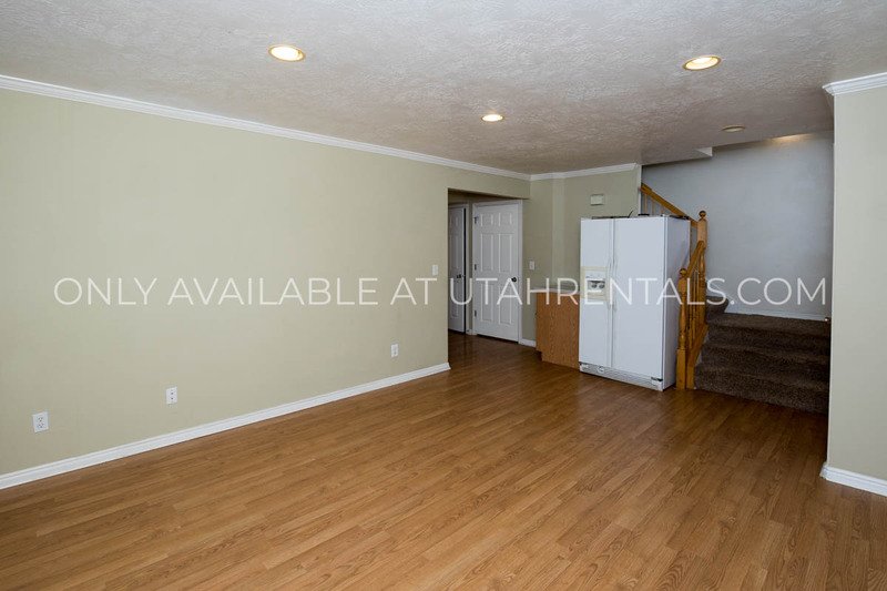Beautiful Lehi townhome near Thanksgiving Point! property image