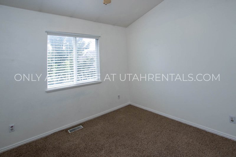 Beautiful Lehi townhome near Thanksgiving Point! property image