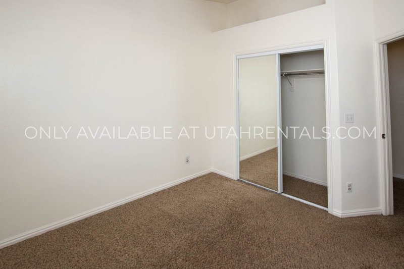 Beautiful Lehi townhome near Thanksgiving Point! property image