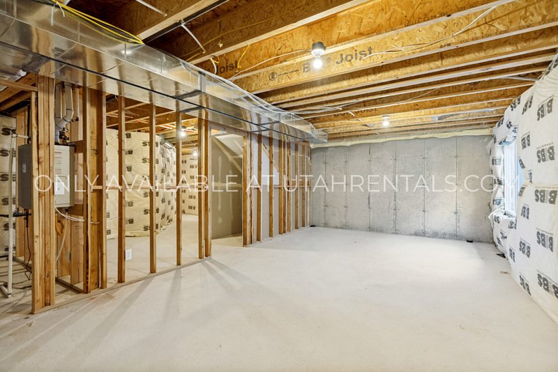 Stunning 4-Bedroom Home in Lehi property image