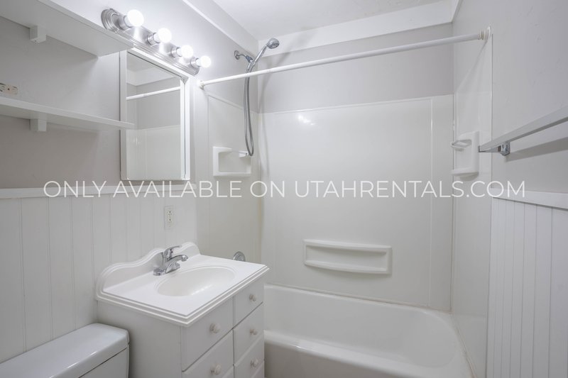 Single Family Home in Provo for Rent property image