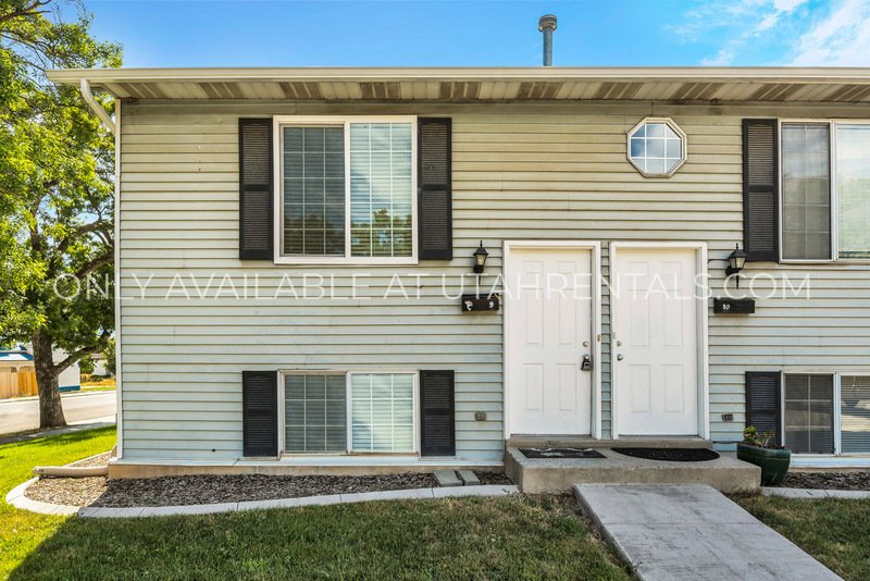 3 Bed, 1 Bath Garden-Level Apartment in the Heart of Pleasant Grove! property image