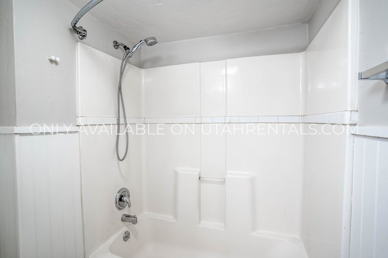 Single Family Home in Provo for Rent property image
