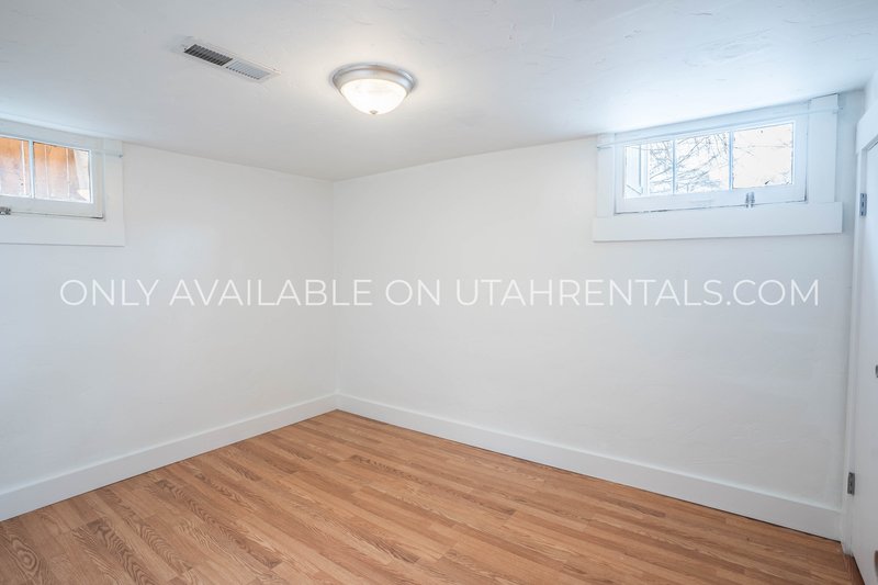Single Family Home in Provo for Rent property image