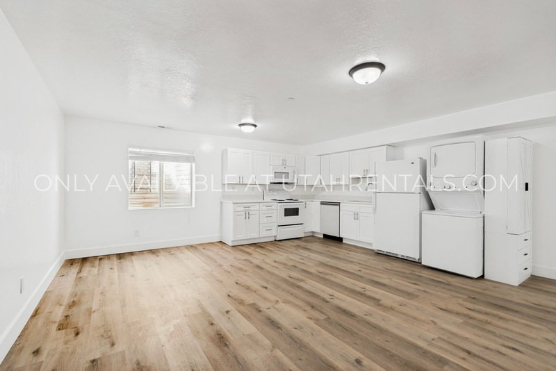 Beautiful Elk Ridge rental property image