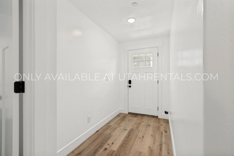 Beautiful Elk Ridge rental property image