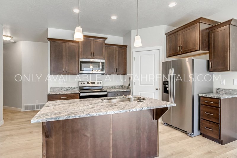 Amazing Townhome in Lehi! property image