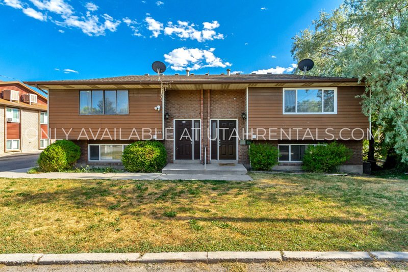 ONE MONTH FREE! Charming & Convenient Midvale Living! property image